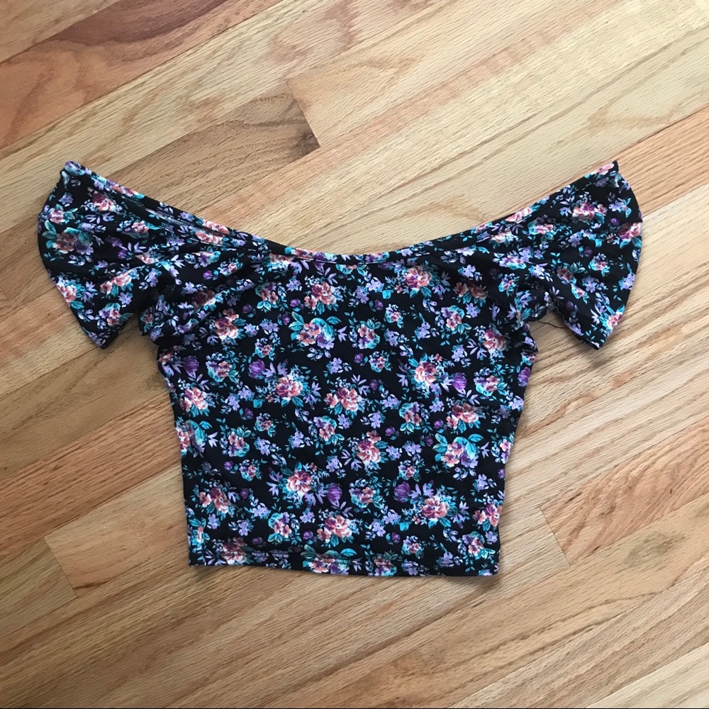 PacSun LA Hearts Floral Print Crop Top Size Small!